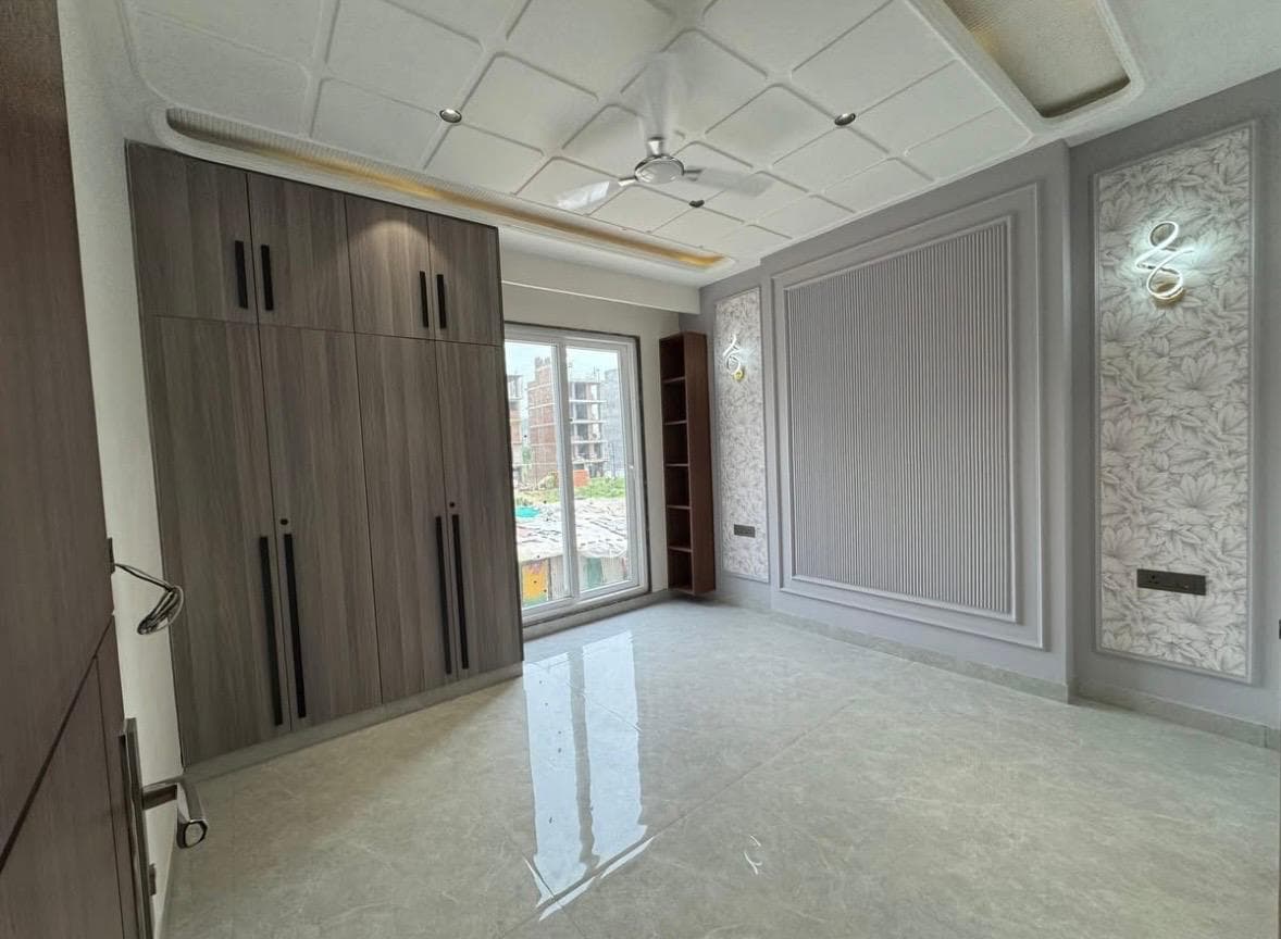 Builder Floor – Sector 5, Gurugram - Image 9